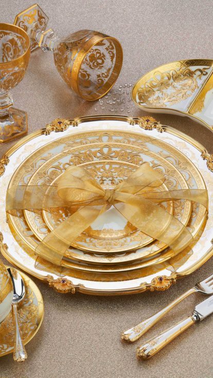 2 Royal Bow White Gold